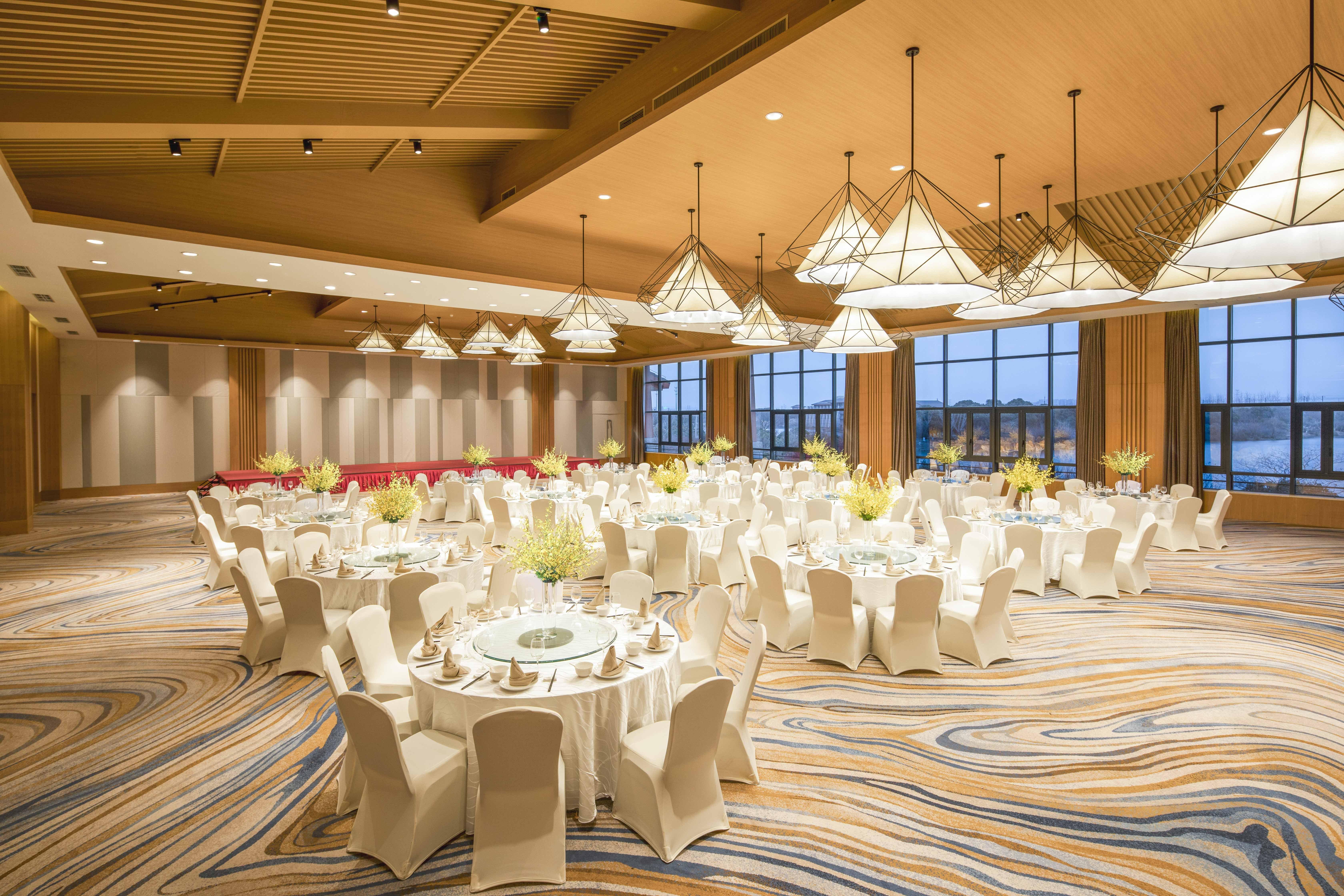Holiday Inn Kunshan Huaqiao By Ihg Buitenkant foto