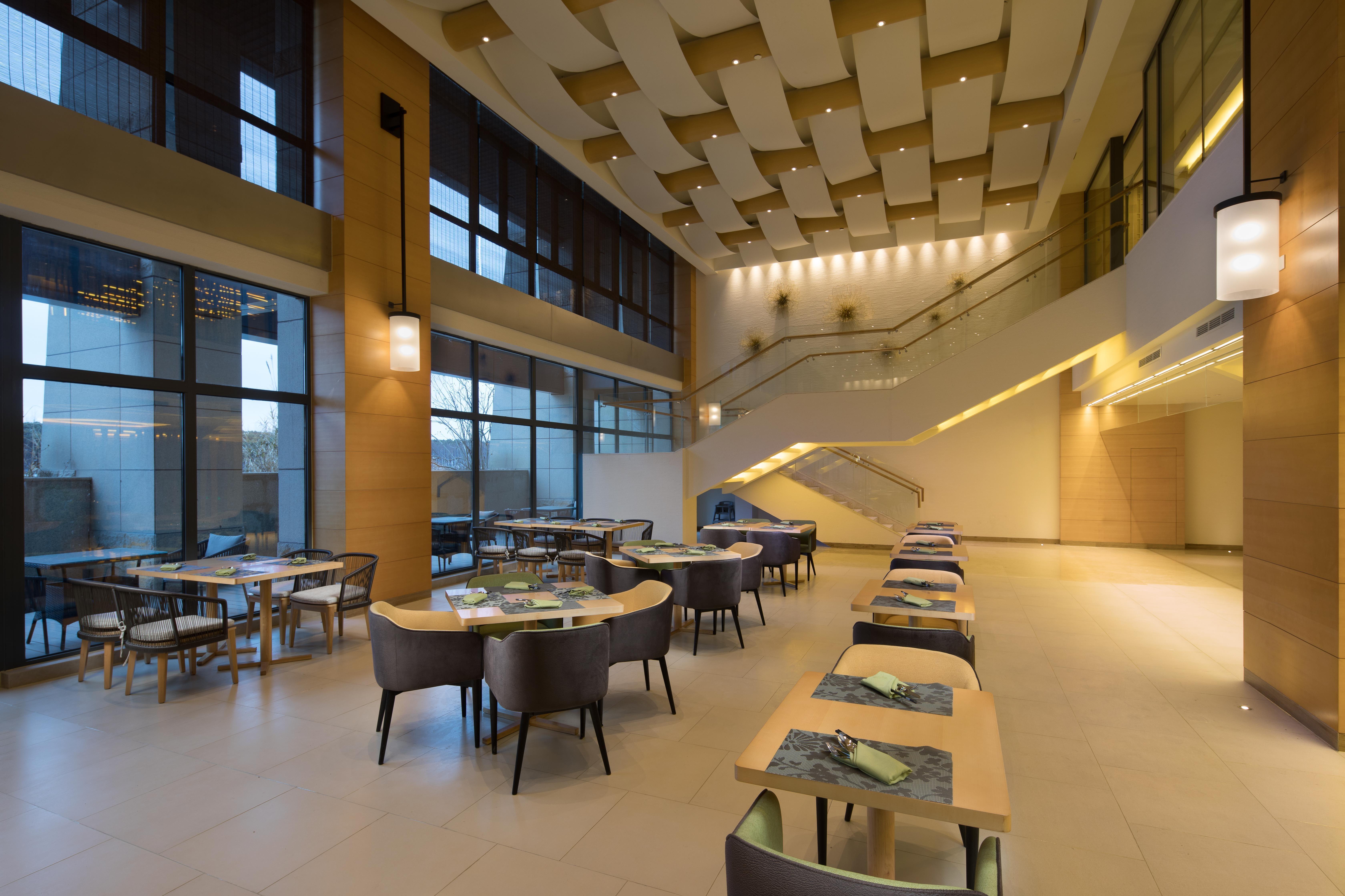 Holiday Inn Kunshan Huaqiao By Ihg Buitenkant foto